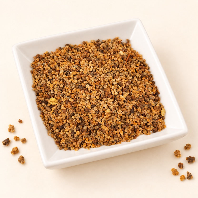 Decorticated Cardamom Seeds — alternate view